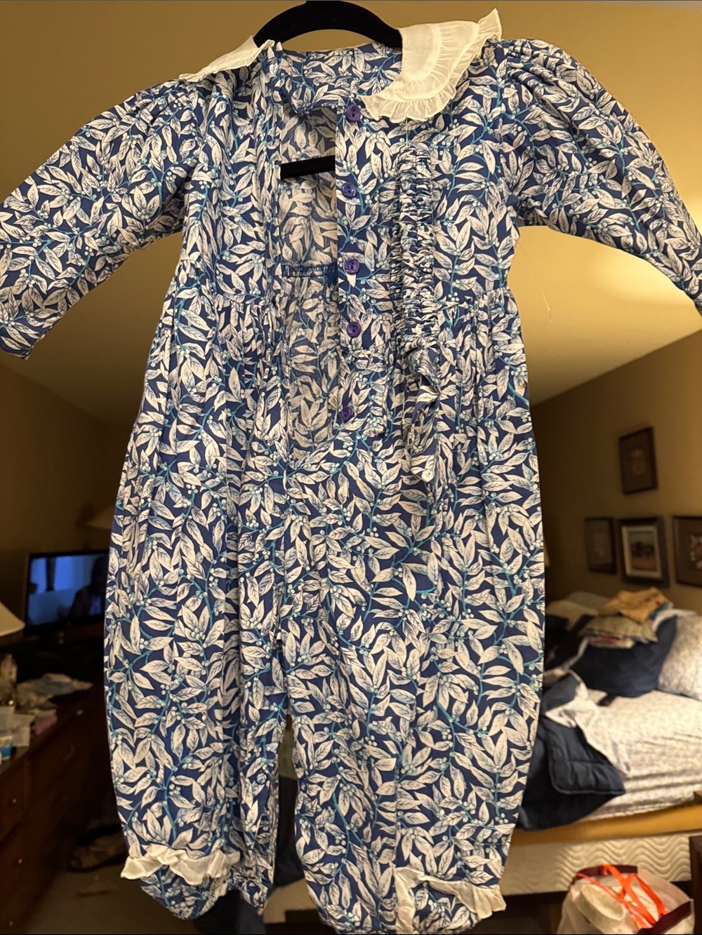 Blue Leaf-Print Baby Matching Set with Cream Ruffle Collar - Picture 2 of 5